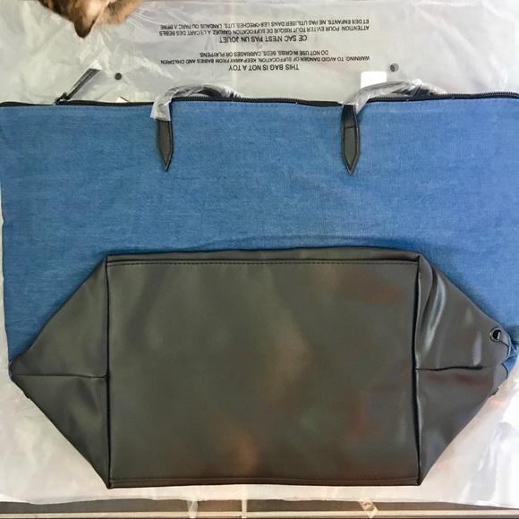 Victoria’s Secret Carryall and Tote-NWT - Picture 4 of 8